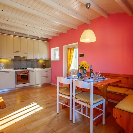 Appartement Sole 2 Terrassen Mit Pool Og