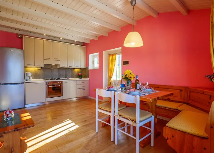 Apartman Sole 2 Terrassen Mit Pool Og