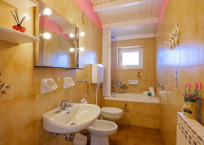 Sole 2 Terrassen Mit Pool Og Apartman Colico